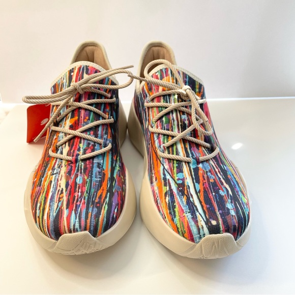 9.5 NWT UIN Womens Shoes Knitted Upper  Midsole Shoe Fleeting Streamer - Picture 2 of 8